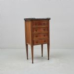 1369 3758 CHEST OF DRAWERS